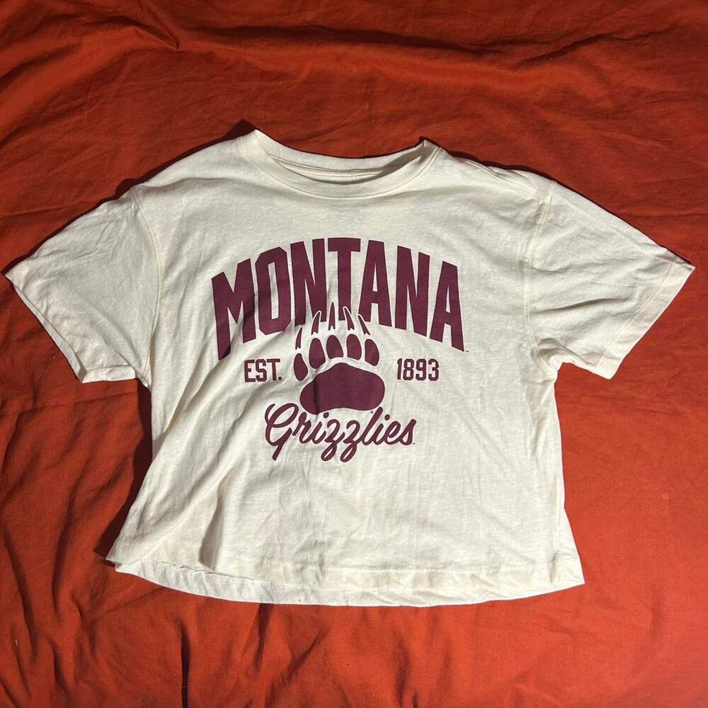 Cream/white montana griz cropped tee